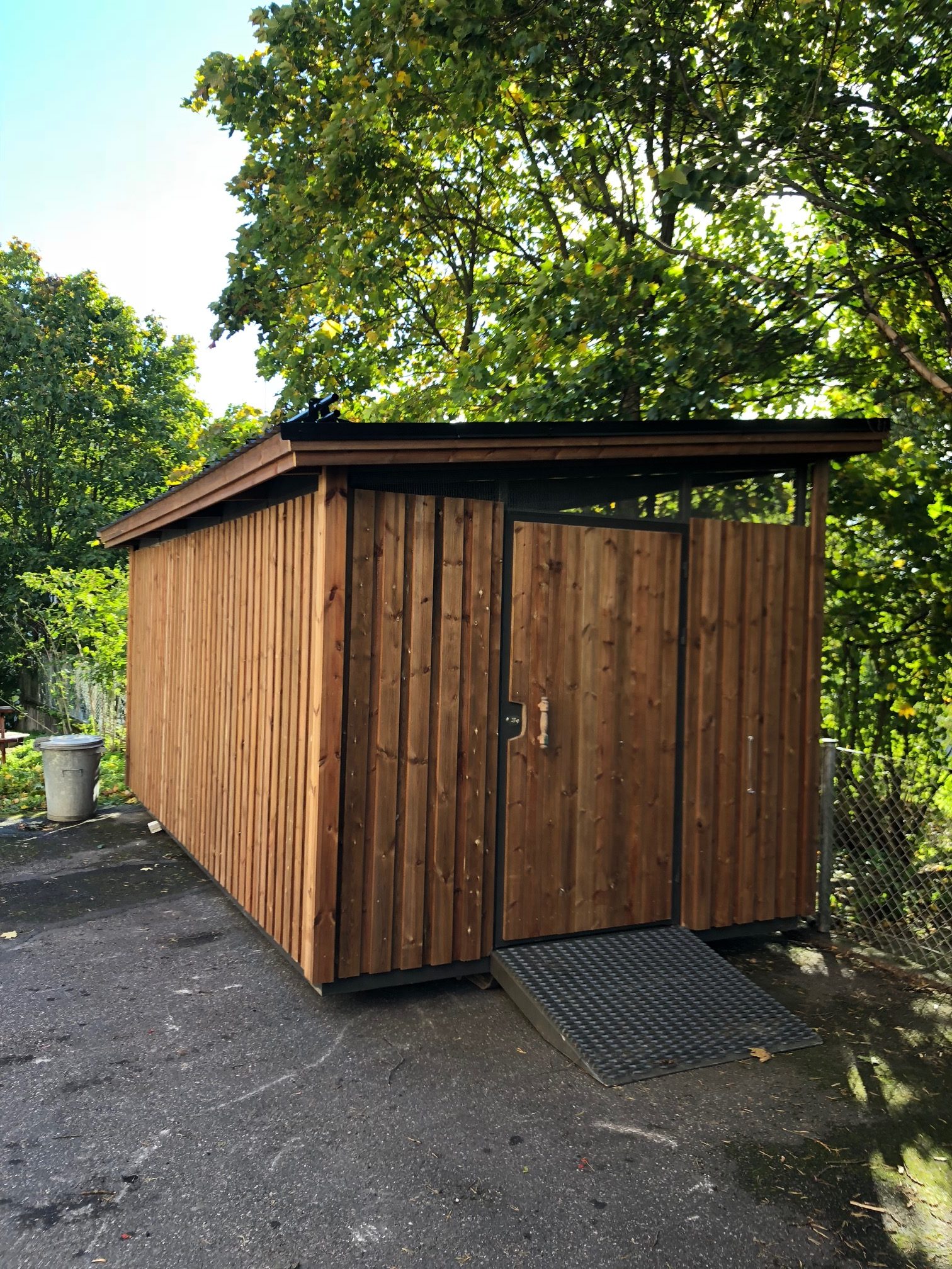 Jätekatos / Varasto - Image 10